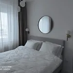 Lullaby - Balcony View & Private Garage Lägenhet