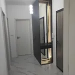 Lullaby - Balcony View & Private Garage Lägenhet