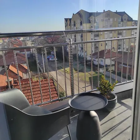 Lullaby Apartment, Moderan Stan Sa Dvije Spavace Sobe I Privatnom Garazom *