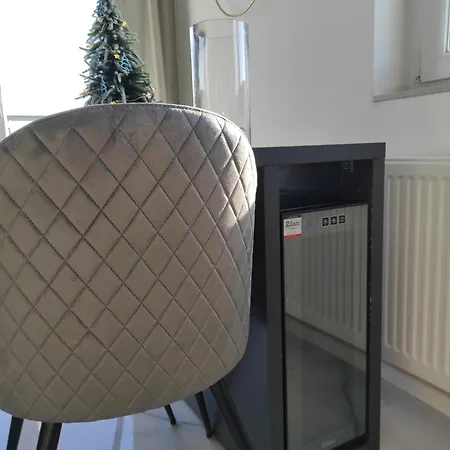 Lullaby Apartment, Moderan Stan Sa Dvije Spavace Sobe I Privatnom Garazom Apartmán *