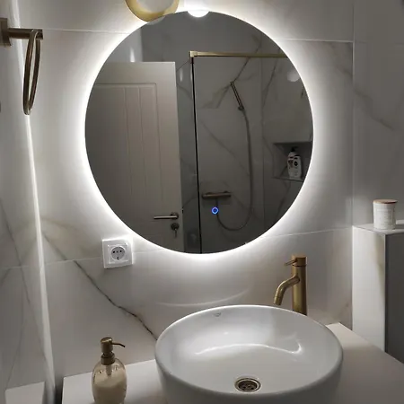 Lullaby Apartment, Moderan Stan Sa Dvije Spavace Sobe I Privatnom Garazom * Bijeljina