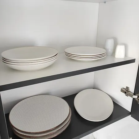 Lullaby Apartment, Moderan Stan Sa Dvije Spavace Sobe I Privatnom Garazom Apartman Bijeljina