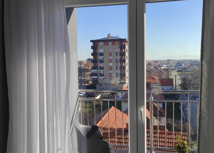 Lullaby - Balcony View & Private Garage شقة *